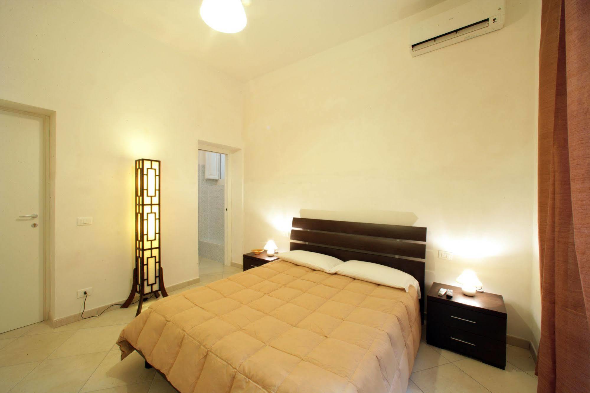 Mansarda Con Terrazzo Apartment ตราปานี ภายนอก รูปภาพ