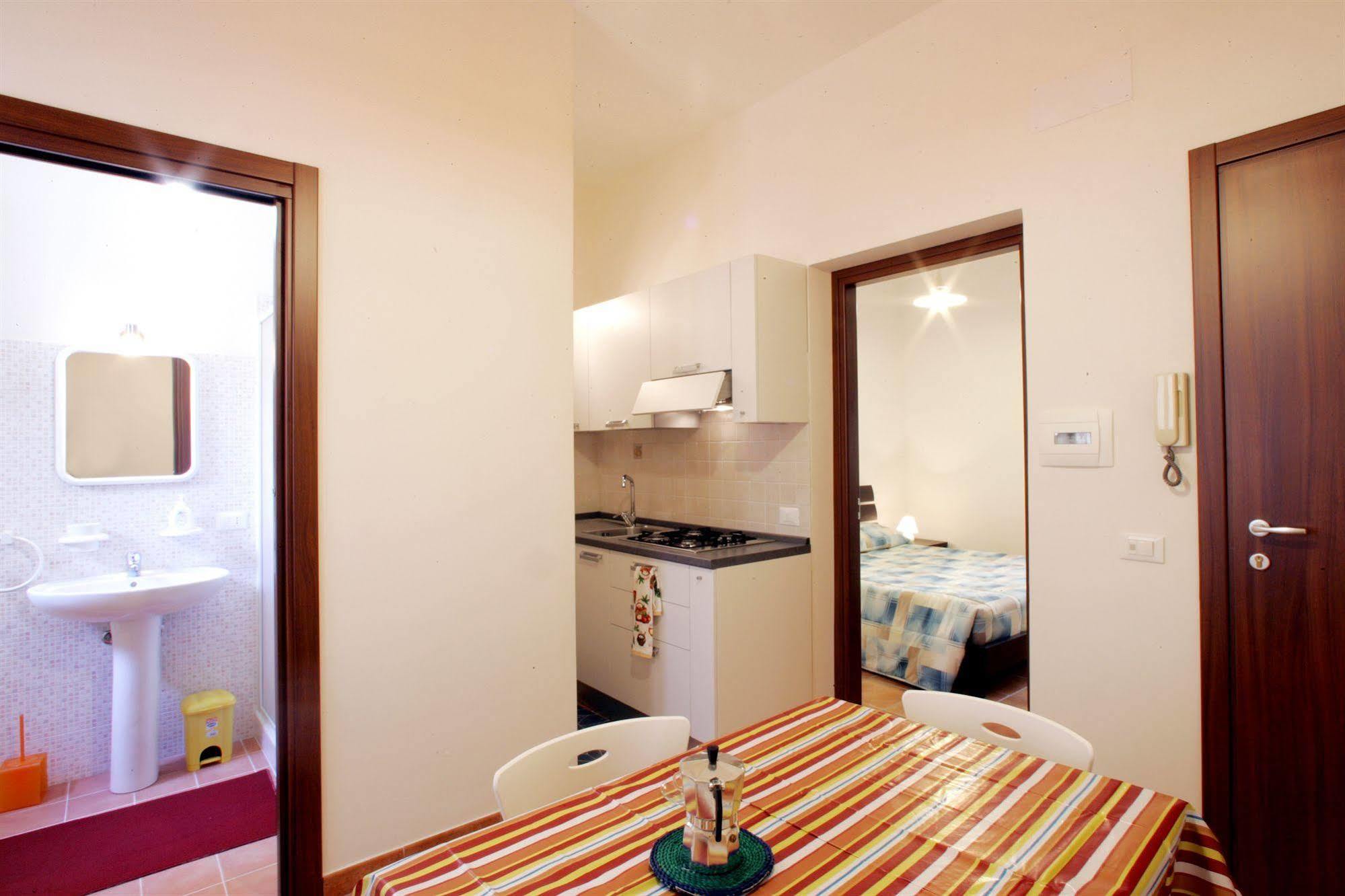 Mansarda Con Terrazzo Apartment ตราปานี ภายนอก รูปภาพ